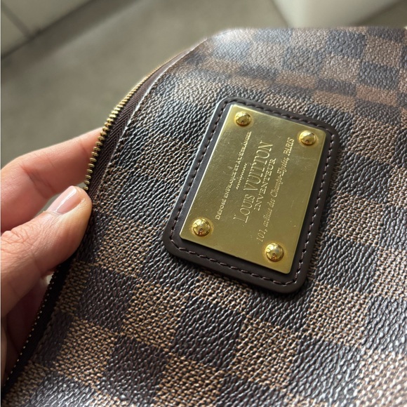 Louis Vuitton Damier Ebene Eva Clutch Crossbody Bag - Picture 7 of 9